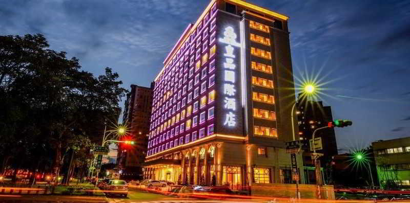 Royal Chiayi Hotel Экстерьер фото